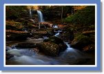 autumn-waterfall0042 * 1250 x 833 * (1.1MB)